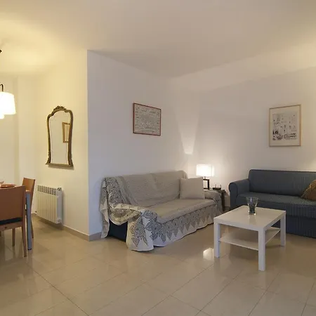 Hola! - By The شقة