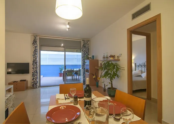 Hola! - By The Apartment *