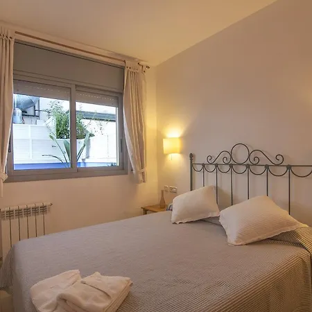 Apartman Hola! - By The *