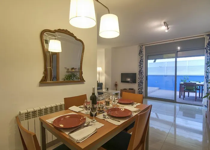 Hola! - By The Appartement Sitges